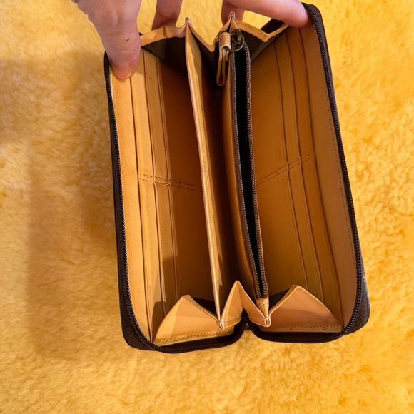 Coach Brown Signature Monogram Zip Wallet - Vintage - Picture 6 of 6